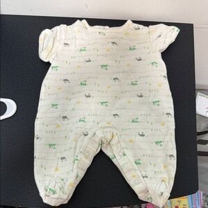 Cherokee 90’s adorable footie romper